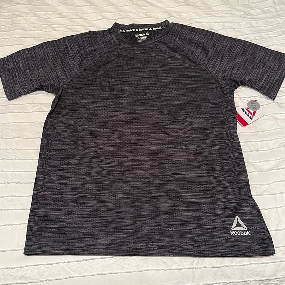 Reebok space dye black heather classic t-shirt- Small